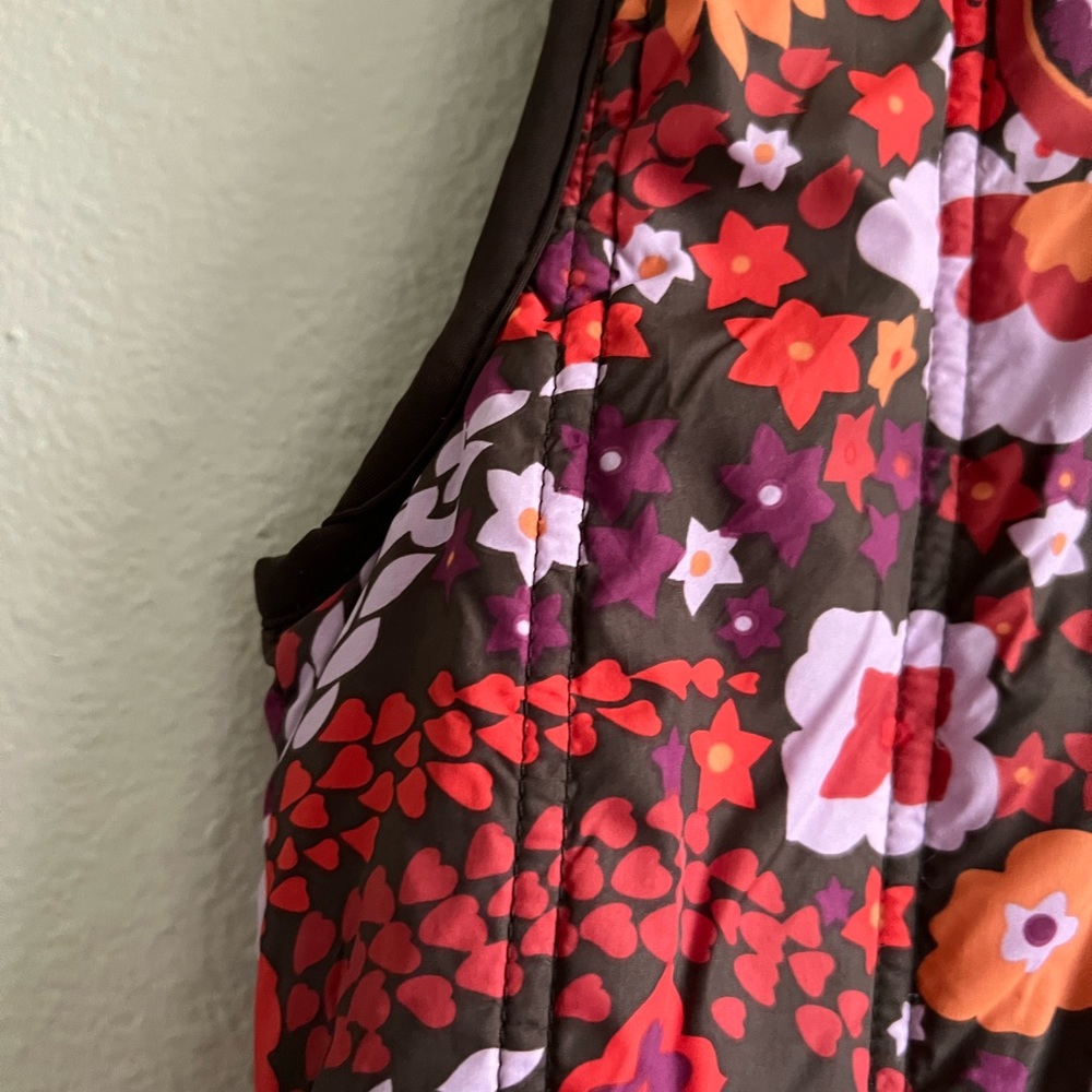 Patagonia Floral Puffer Vest Size Small - Picture 7 of 8